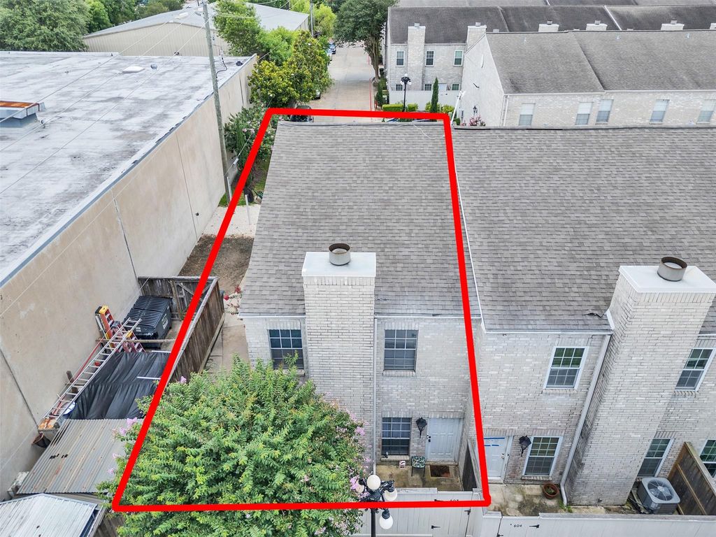 4001 Tanglewilde Street 605, Houston, TX 77063