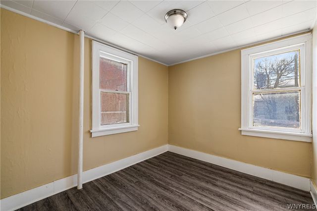 505 5th Street, Niagara Falls, NY 14301