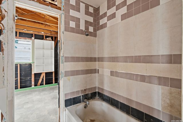 114 Zerm Rd, San Antonio, TX 78214