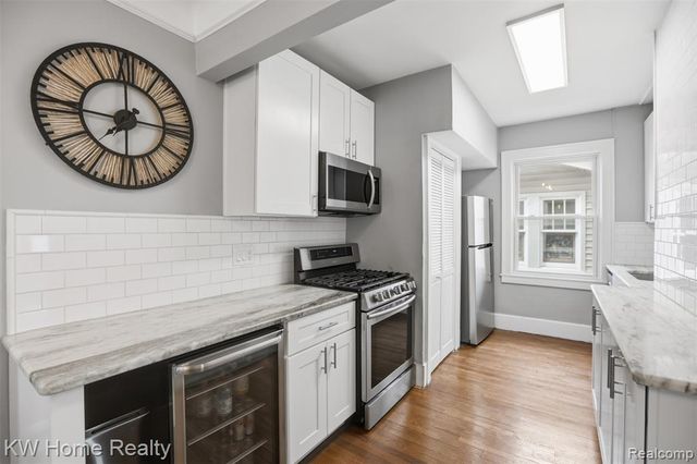 393 Wordsworth Street, Ferndale, MI 48220