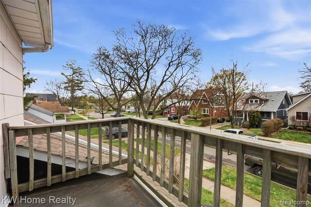 393 Wordsworth Street, Ferndale, MI 48220