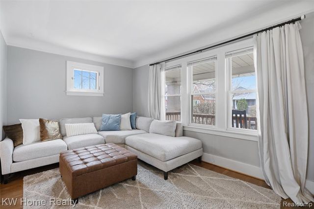 393 Wordsworth Street, Ferndale, MI 48220