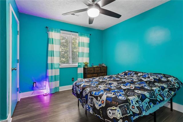 7322 Wellford LN, Gloucester, VA 23061