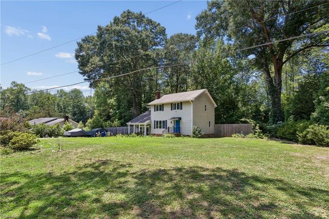 7322 Wellford LN, Gloucester, VA 23061