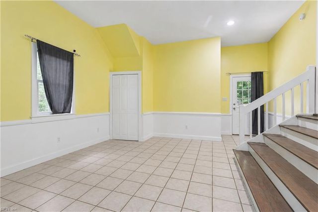 7322 Wellford LN, Gloucester, VA 23061