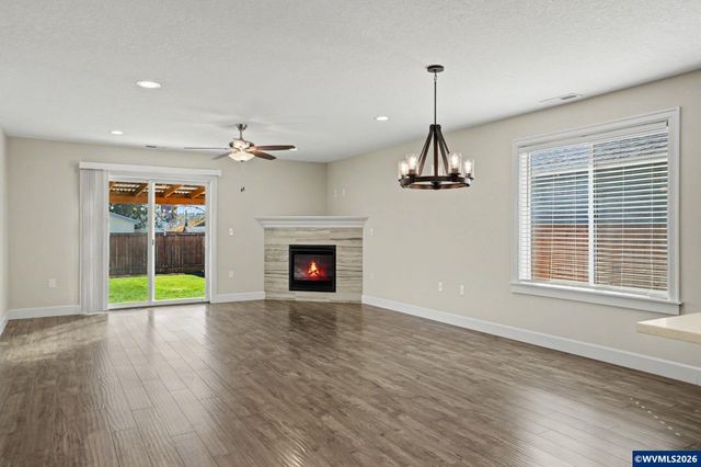 7922 5th St SE, Turner, OR 97392