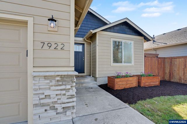 7922 5th St SE, Turner, OR 97392