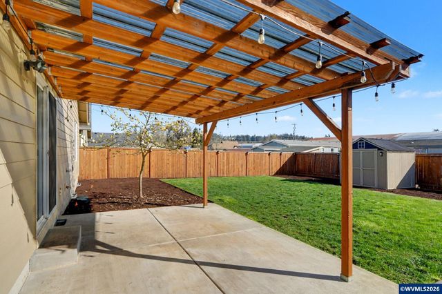 7922 5th St SE, Turner, OR 97392