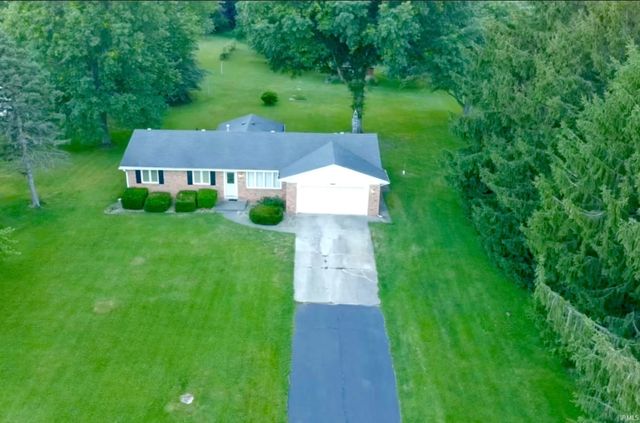 6266 N 900 E Road, New Carlisle, IN 46552