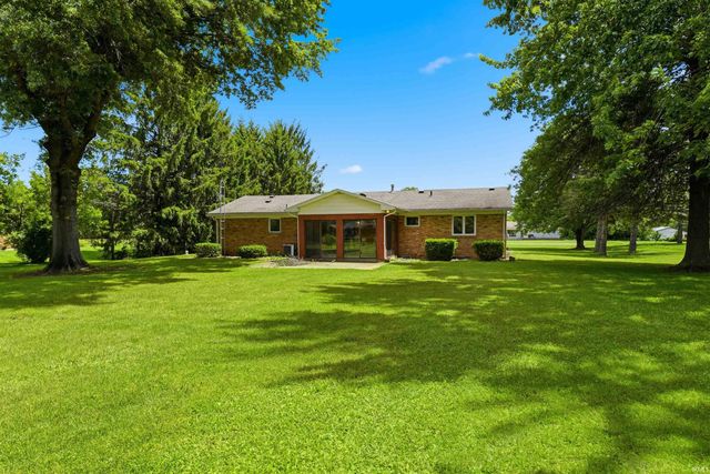 6266 N 900 E Road, New Carlisle, IN 46552