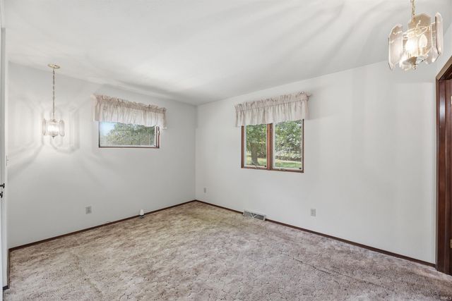 6266 N 900 E Road, New Carlisle, IN 46552