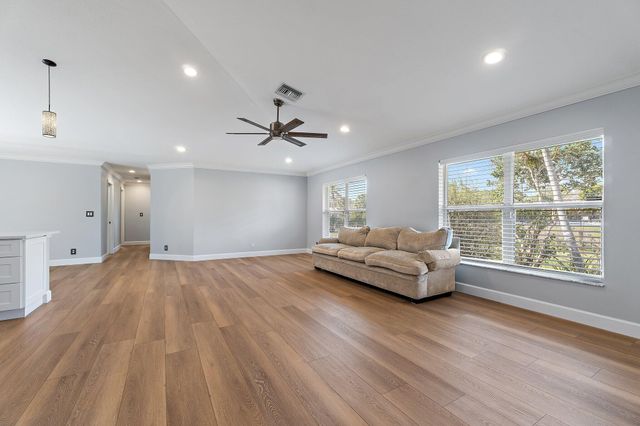 16223 127th Drive N, Jupiter, FL 33478