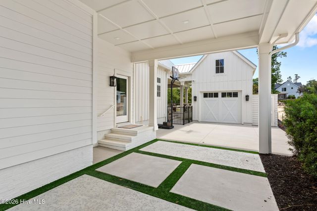 2003 Sea Canyon Lane, Wilmington, NC 28403
