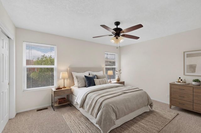 5005 Mira Vista Drive NE, Rio Rancho, NM 87144