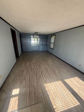 1718 Sunapple Way, Columbus, OH 43232