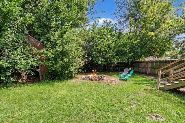 426 Redwing Drive, Round Lake Beach, IL 60073