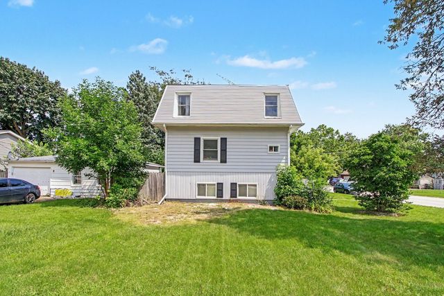 426 Redwing Drive, Round Lake Beach, IL 60073