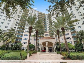 19900 E Country Club Drive 318, Aventura, FL 33180