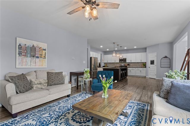 8436 Hartridge Dr, Chesterfield, VA 23832