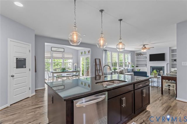 8436 Hartridge Dr, Chesterfield, VA 23832