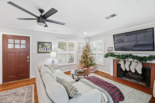 6428 Waverly Way, Fort Worth, TX 76116