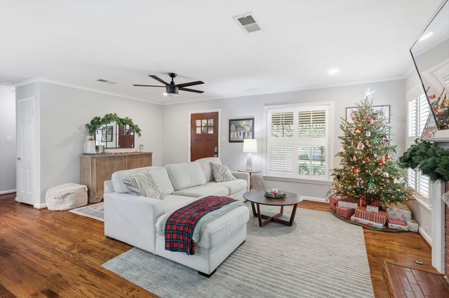 6428 Waverly Way, Fort Worth, TX 76116