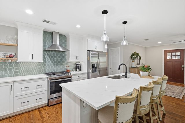 6428 Waverly Way, Fort Worth, TX 76116