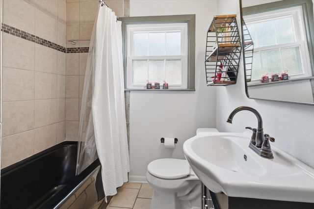 6428 Waverly Way, Fort Worth, TX 76116