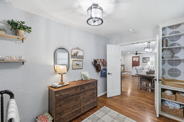 6428 Waverly Way, Fort Worth, TX 76116