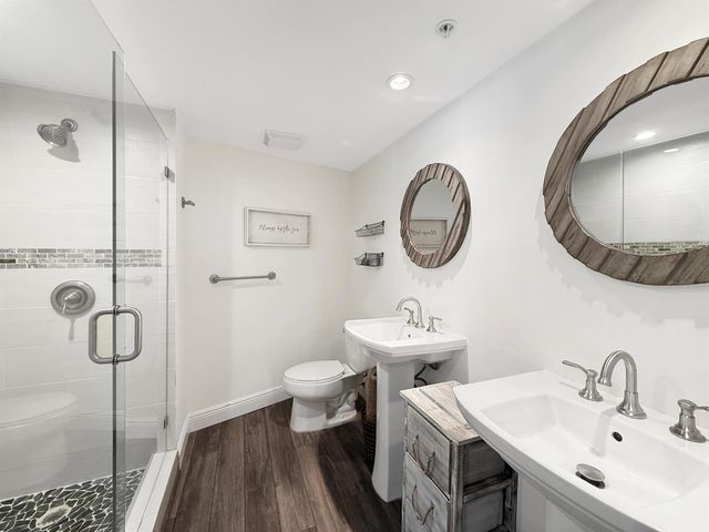 3000 N Ocean Drive 17 B, Singer Island, FL 33404
