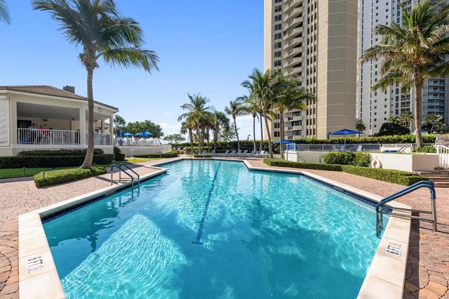 3000 N Ocean Drive 17 B, Singer Island, FL 33404