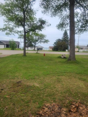 3227 N Us-23 N, Oscoda, MI 48750