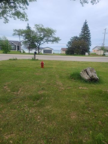 3227 N Us-23 N, Oscoda, MI 48750