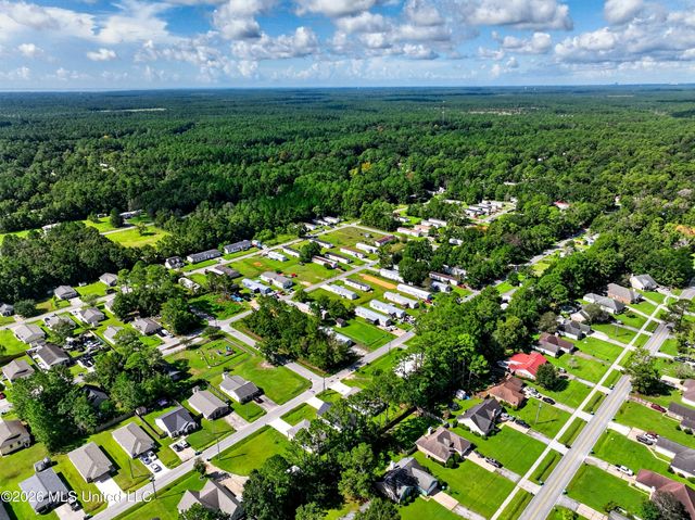 1528 Wynedote Drive, Gautier, MS 39553