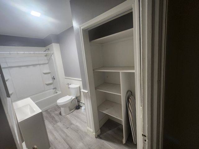 39 Elmwood 1, North Attleboro, MA 02760