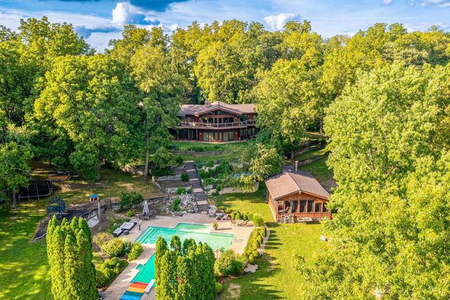 12300 River Road, Plano, IL 60545