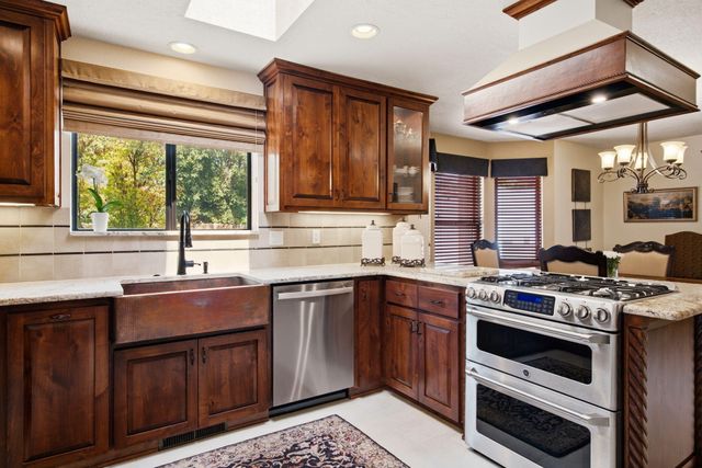 1805 Llano Court NW, Albuquerque, NM 87107