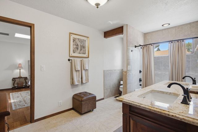 1805 Llano Court NW, Albuquerque, NM 87107