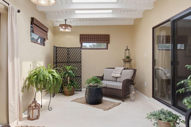 1805 Llano Court NW, Albuquerque, NM 87107