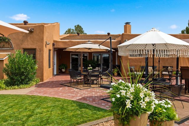 1805 Llano Court NW, Albuquerque, NM 87107