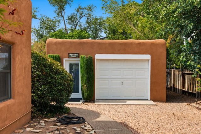 1805 Llano Court NW, Albuquerque, NM 87107