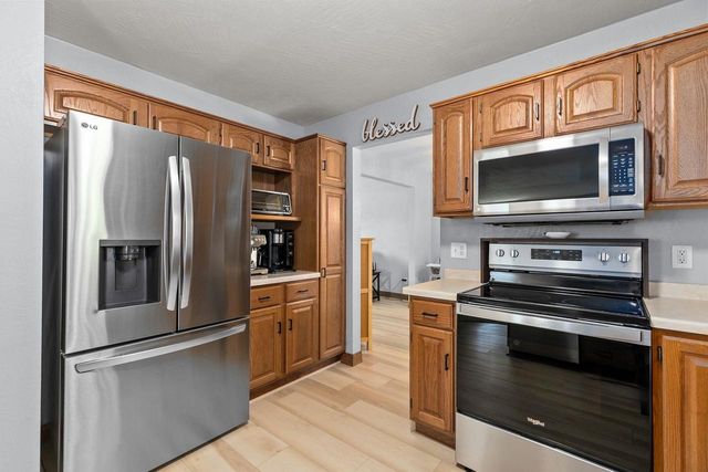 W5876 BLUE BONNET DRIVE, Appleton, WI 54915