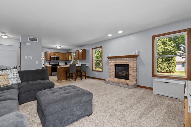 W5876 BLUE BONNET DRIVE, Appleton, WI 54915