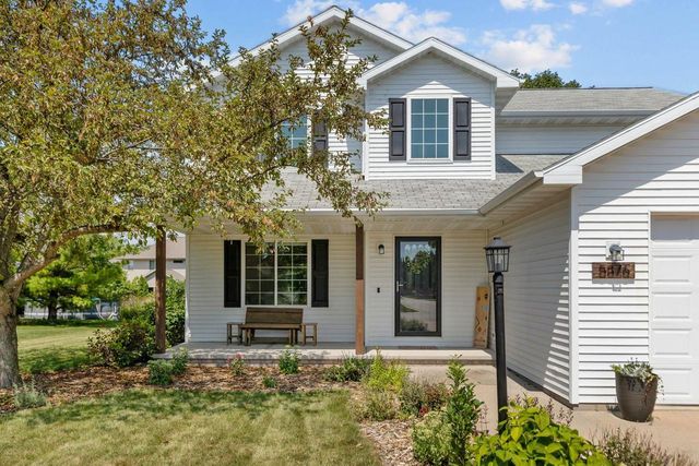 W5876 BLUE BONNET DRIVE, Appleton, WI 54915