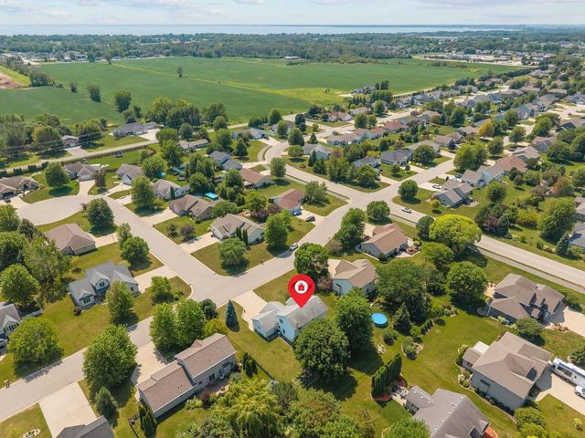 W5876 BLUE BONNET DRIVE, Appleton, WI 54915