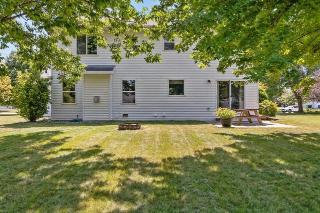 W5876 BLUE BONNET DRIVE, Appleton, WI 54915