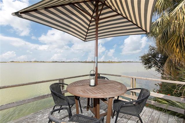 8376 Lago Vista Drive, Monte Alto, TX 78538