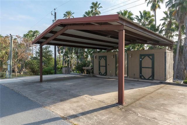 8376 Lago Vista Drive, Monte Alto, TX 78538