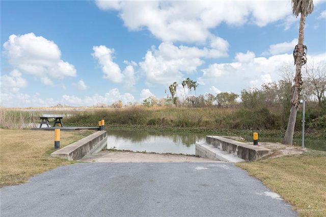 8376 Lago Vista Drive, Monte Alto, TX 78538