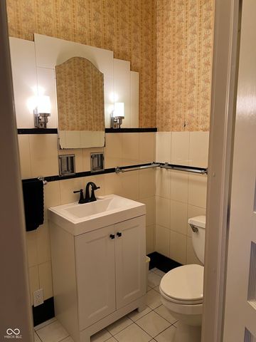 519 E Wabash Avenue, Crawfordsville, IN 47933